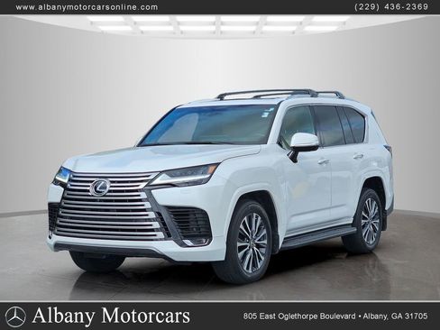 Used 2022 Lexus LX 600 4WD w/ Interior Upgrade Package image 1