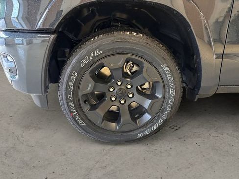 New 2026 RAM 1500 Big Horn AWD/4WD image 15