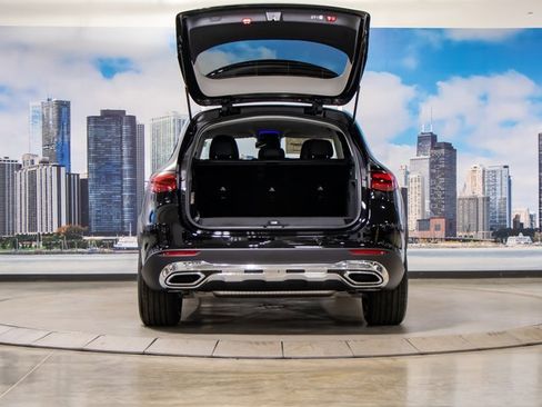 Certified 2025 Mercedes-Benz GLC 350e GLC 350e image 12