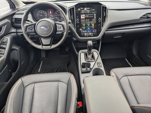 Used 2025 Subaru Crosstrek 2.5i Limited w/ Popular Package #3A image 19