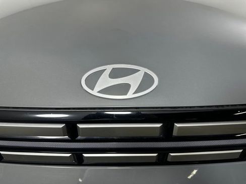 Used 2024 Hyundai Santa Fe SEL image 9