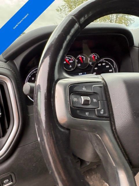 Used 2020 Chevrolet Silverado 1500 RST AWD/4WD image 17