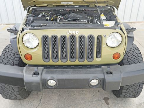 Used 2013 Jeep Wrangler Unlimited Sport w/ Mopar Black Appearance Group image 7