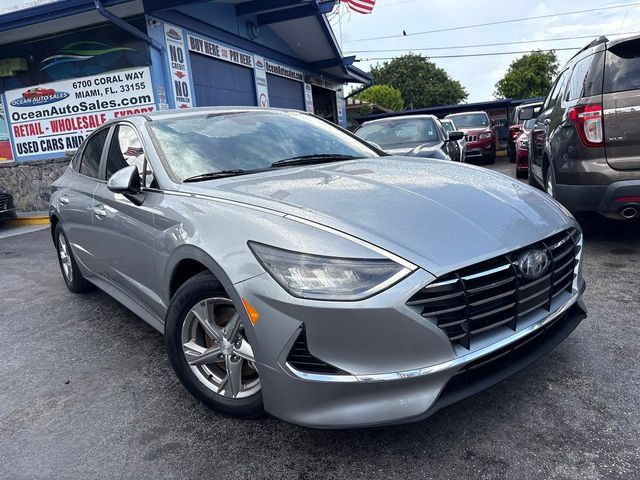 Used 2021 Hyundai Sonata SE FWD image 2