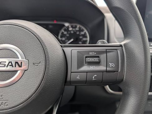 Used 2021 Nissan Rogue S AWD/4WD image 21