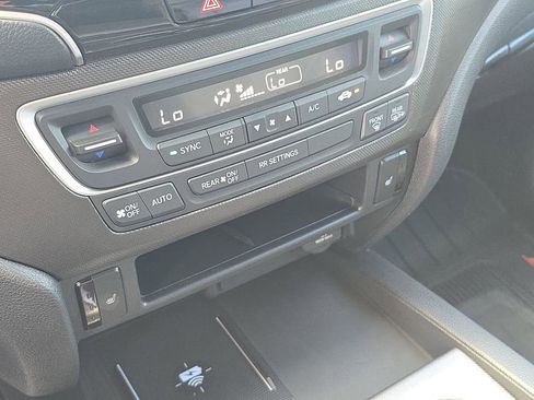 Used 2024 Honda Ridgeline TrailSport image 30