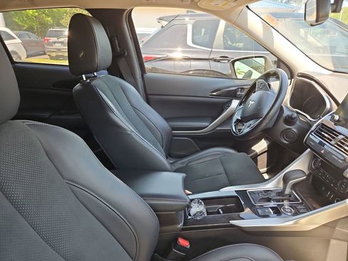 Used 2024 Mitsubishi Eclipse Cross SE AWD/4WD image 9