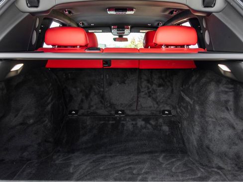 Used 2023 Rolls-Royce Cullinan image 41