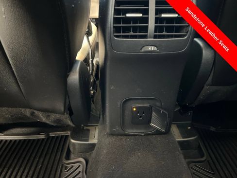 Used 2020 Ford Escape Titanium AWD/4WD image 25
