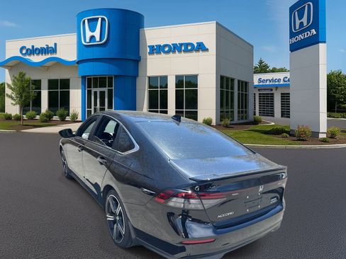 Used 2024 Honda Accord Sport image 4