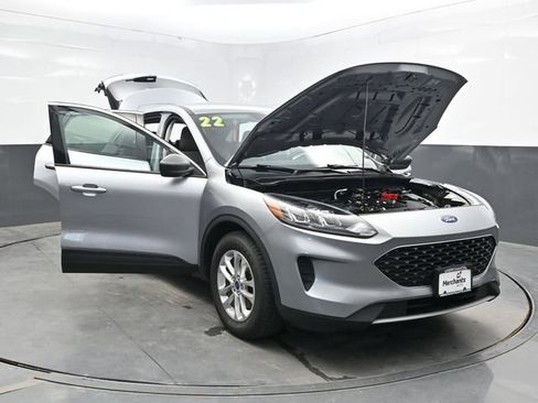 Used 2022 Ford Escape SE FWD image 34