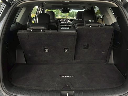 Used 2021 Hyundai Palisade Limited w/ Cargo Package image 11