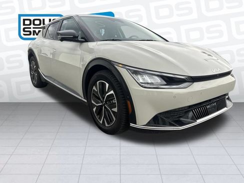 Used 2023 Kia EV6 Wind w/ Wind Technology Package AWD/4WD image 4