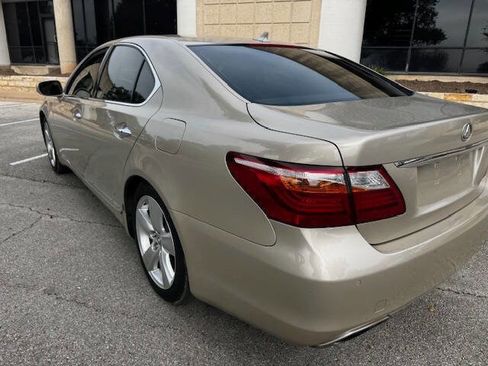 Used 2012 Lexus LS 460 image 16