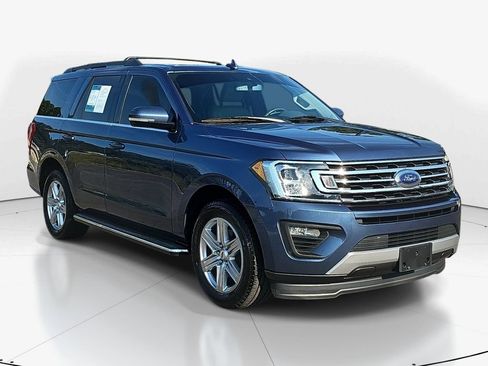 Used 2019 Ford Expedition XLT w/ Equipment Group 202A RWD image 3