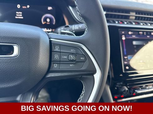 New 2025 Jeep Grand Cherokee L Laredo image 26