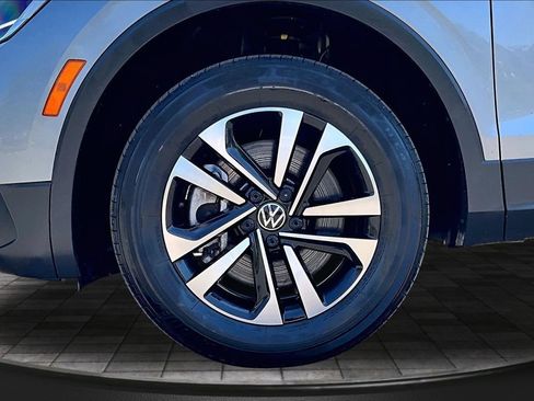 Used 2023 Volkswagen Tiguan S AWD/4WD image 38