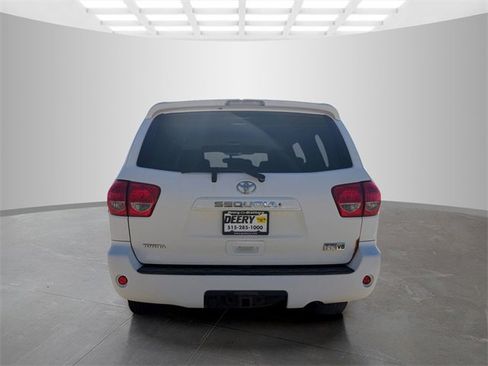 Used 2008 Toyota Sequoia SR5 image 8