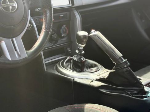 Used 2013 Scion FR-S 10 Series RWD image 14