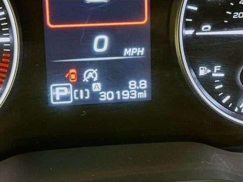 Used 2024 Subaru Crosstrek 2.0i Premium image 19