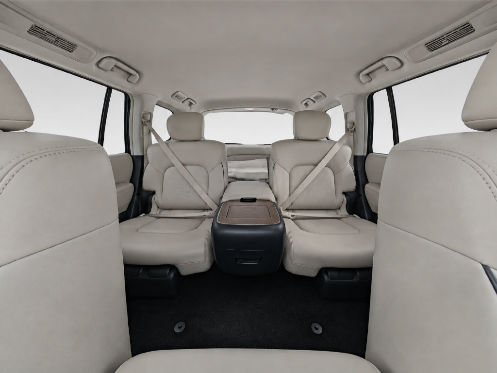 Used 2023 Nissan Armada SL w/ Captain's Chairs Package AWD/4WD image 33