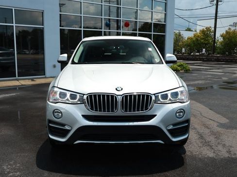 Used 2016 BMW X4 xDrive28i AWD/4WD image 2