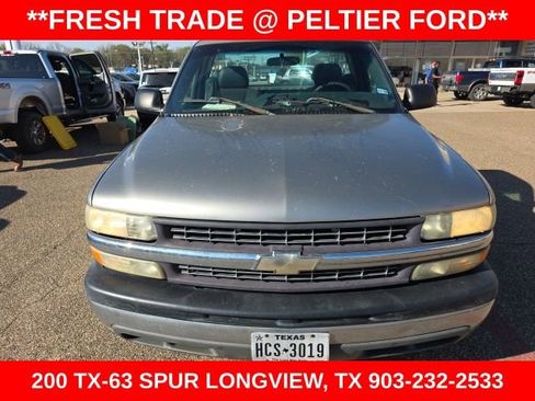 Used 2002 Chevrolet Silverado 1500 2WD Regular Cab image 2