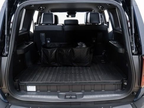 Used 2025 Toyota Land Cruiser image 72