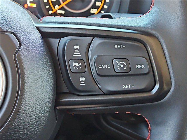 Used 2024 Jeep Wrangler Rubicon w/ Convenience Group AWD/4WD image 22