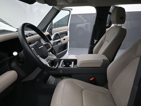 Used 2022 Land Rover Defender 110 SE AWD/4WD image 25