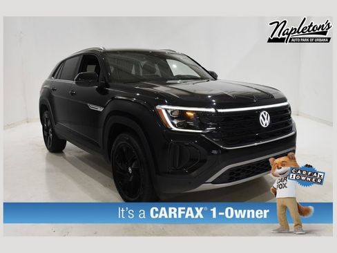 Used 2025 Volkswagen Atlas Cross Sport SE image 1