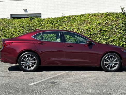 Used 2015 Acura TLX V6 w/ Technology Package FWD image 3