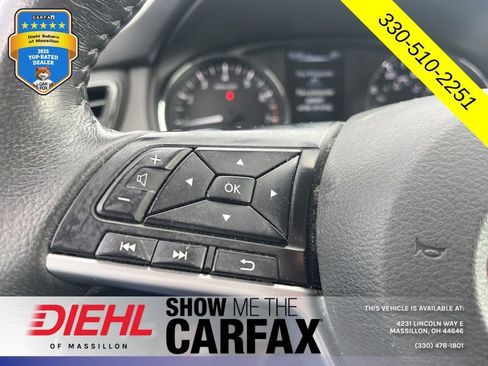 Used 2017 Nissan Rogue SV w/ Midnight Edition Package image 23