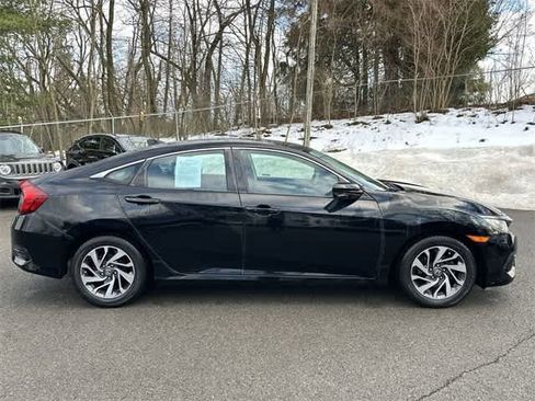 Used 2018 Honda Civic EX image 3