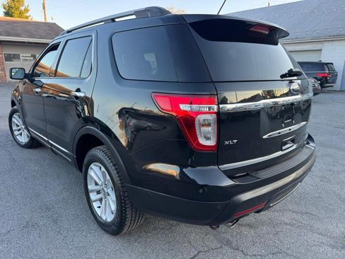 Used 2013 Ford Explorer XLT image 7