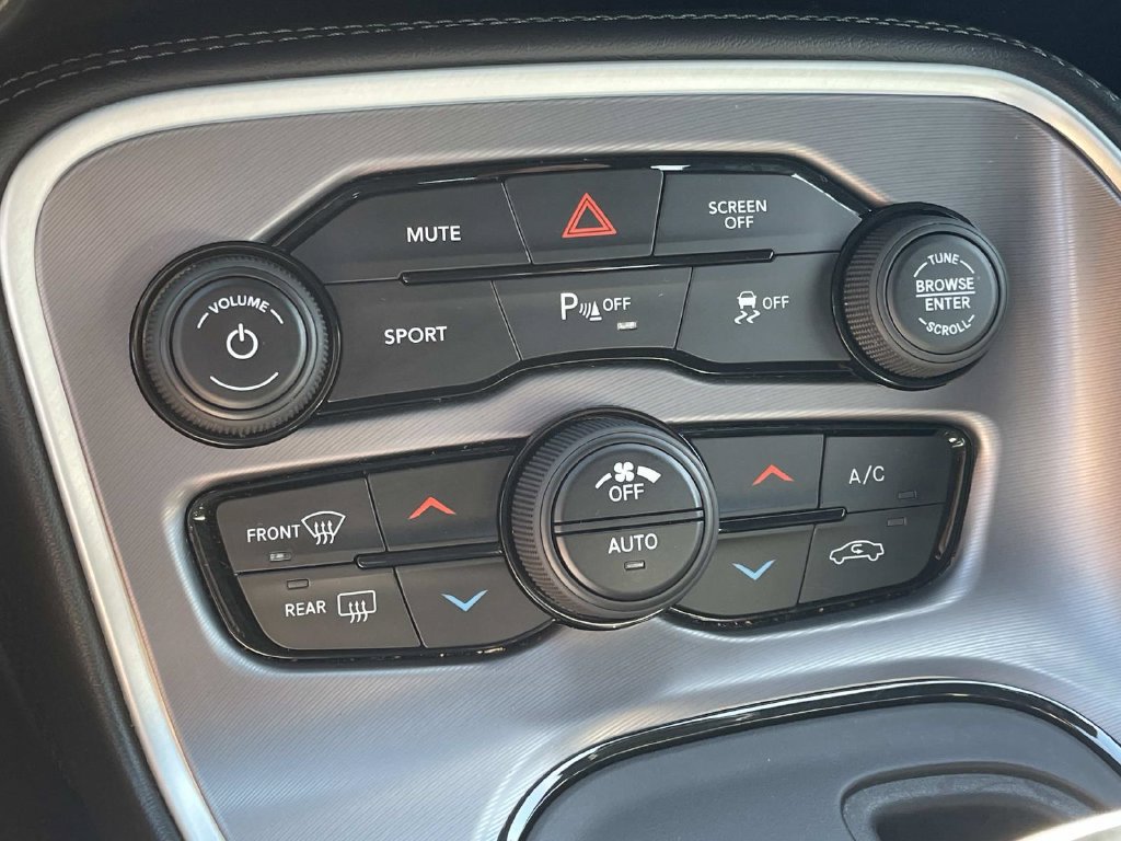Used 2020 Dodge Challenger SXT w/ Plus Package RWD image 27