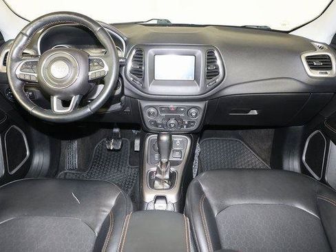 Used 2018 Jeep Compass Latitude w/ Popular Equipment Group image 10