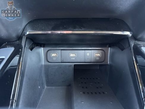 Used 2023 Kia Sorento SX AWD/4WD image 40