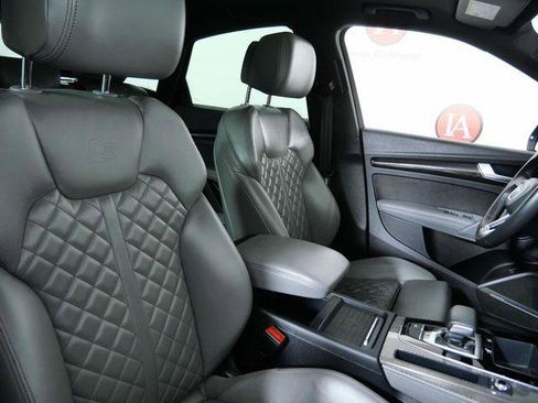 Used 2023 Audi SQ5 Prestige w/ Prestige Package AWD/4WD image 13