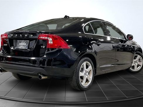 Used 2012 Volvo S60 T5 image 2