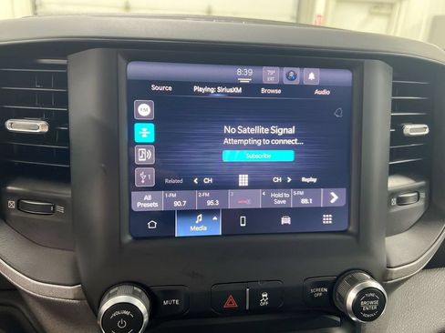 Used 2024 RAM 3500 Tradesman w/ Chrome Appearance Group AWD/4WD image 9
