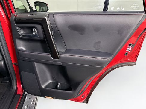 Used 2024 Toyota 4Runner TRD Off-Road image 28