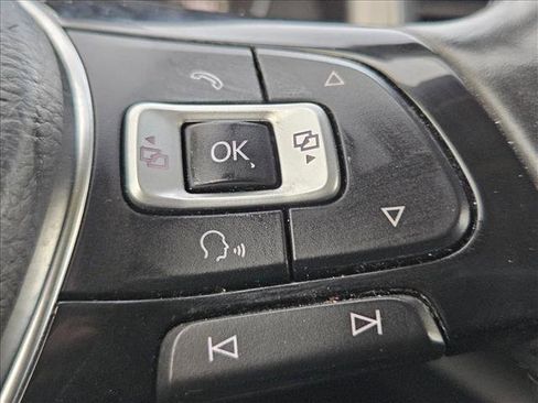 Used 2018 Volkswagen Atlas SE image 12