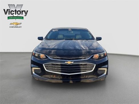 Used 2016 Chevrolet Malibu LT w/ Leather Package image 2