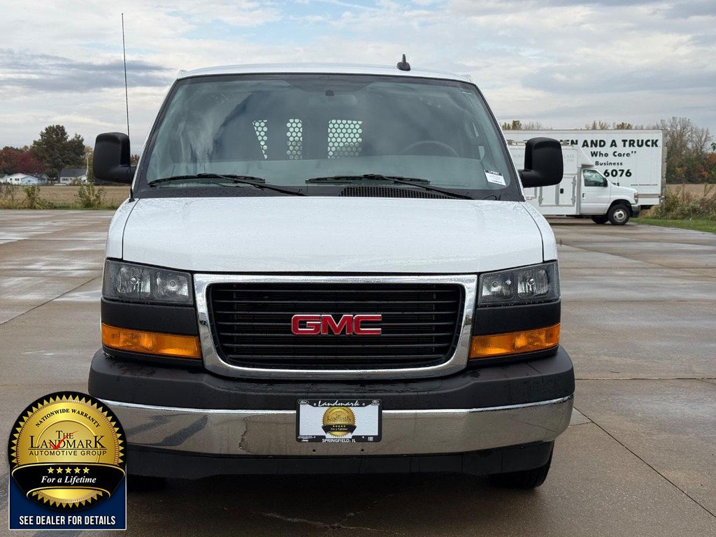 Used 2025 GMC Savana 2500 w/ Driver Convenience Package RWD image 2