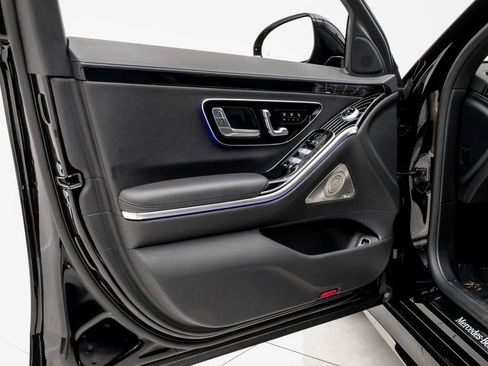 Used 2023 Mercedes-Benz S 580 4MATIC Sedan w/ AMG Line image 36