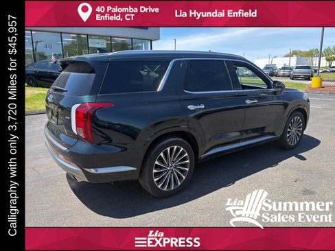 Used 2025 Hyundai Palisade Calligraphy AWD/4WD image 3