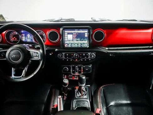 Used 2020 Jeep Gladiator Rubicon image 12