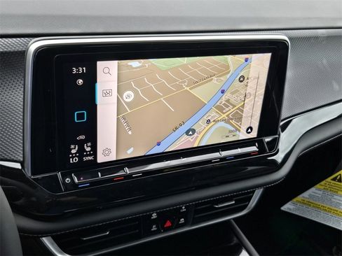 New 2026 Volkswagen Atlas Cross Sport SEL Premium R-Line image 9