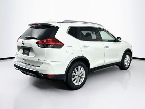 Used 2017 Nissan Rogue SV FWD image 9